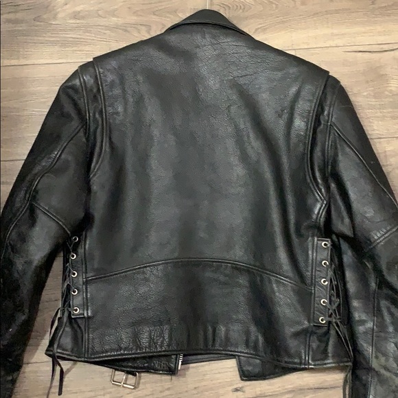 Riding leather jacket - Picture 2 of 3